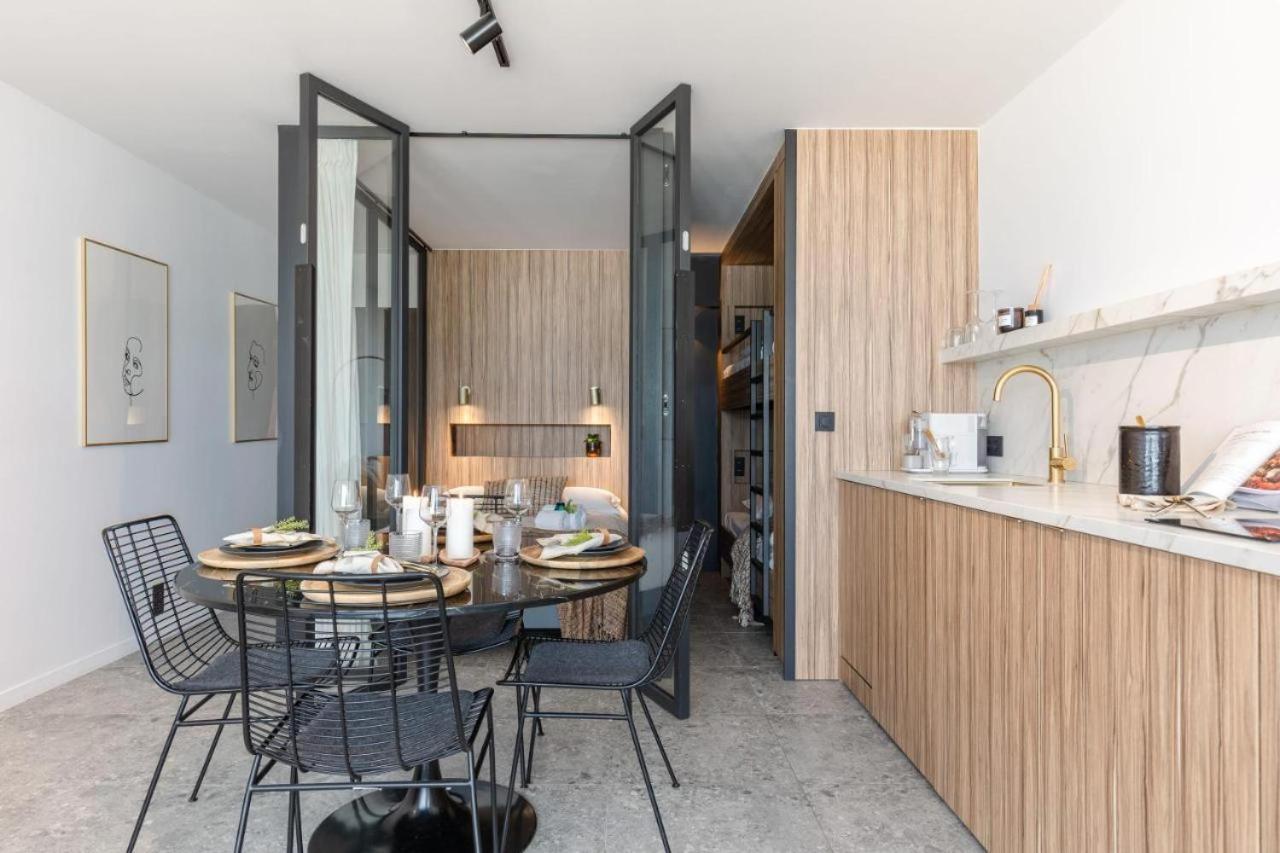 Wonderful Architect Designed Flat With Sea View Apartment Остенде Екстериор снимка